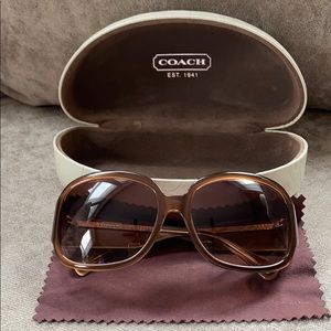 Coach brown sunglasses with case